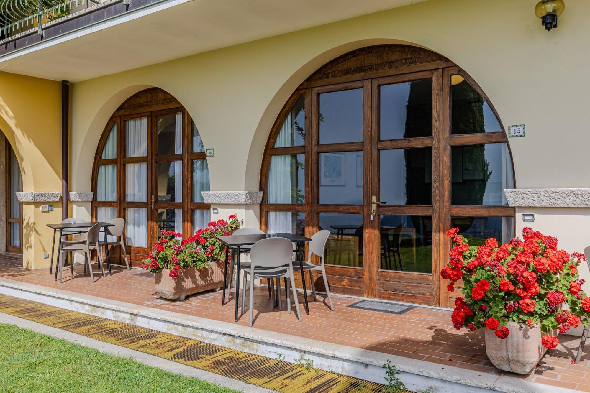 Residence San Michele Costermano Εξωτερικό φωτογραφία
